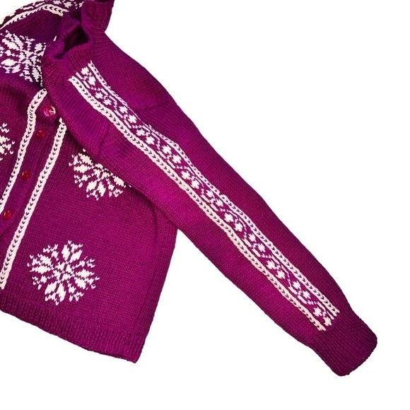 HAND-KNIT Vintage Snowflake Cardigan Sweater Magenta Purple Women's Size S - Picture 9 of 15